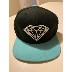 BRAND NEW Diamond Supply Black/Turquoise Snapback